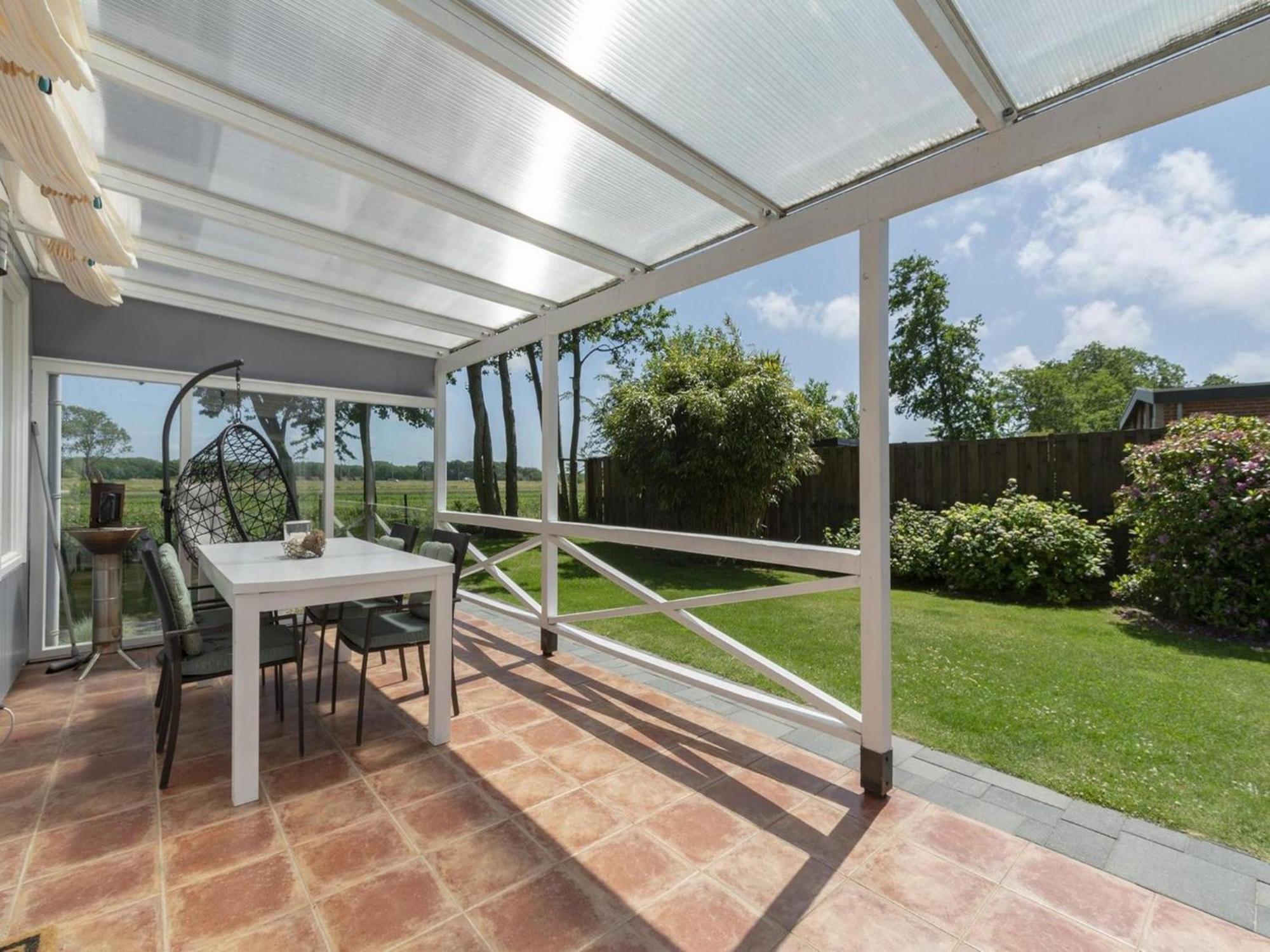 Modern Holiday Home With Large Garden Sint Maartensvlotbrug Экстерьер фото